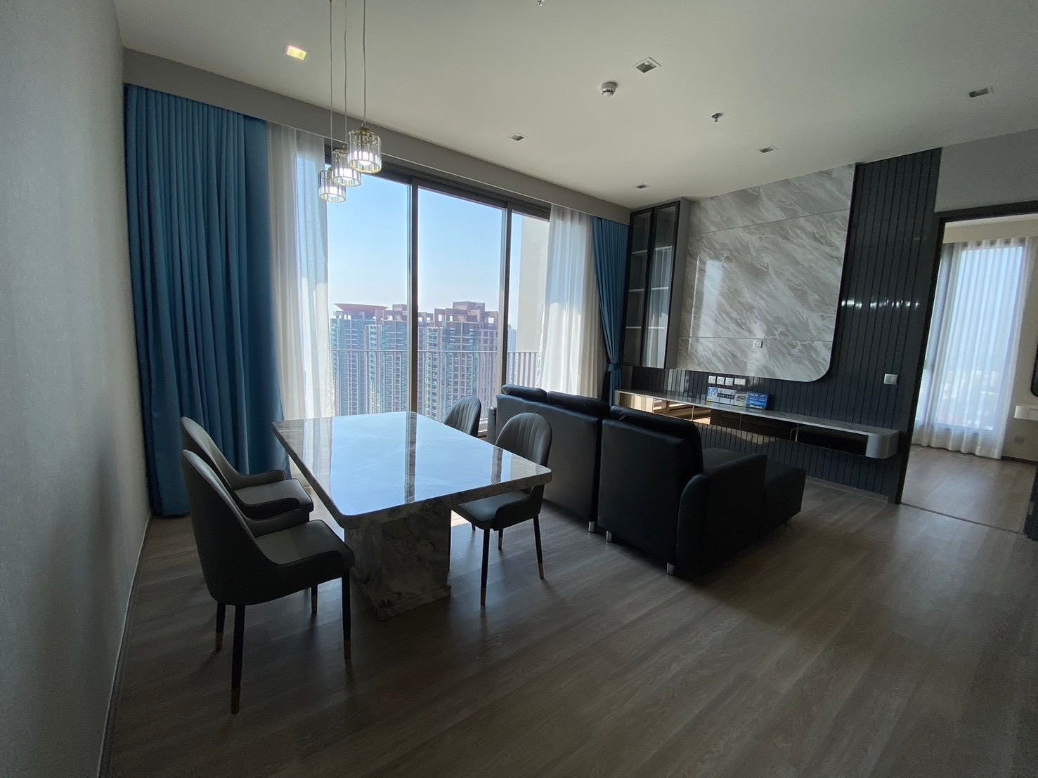 ✨🌼Rhythm Charoenkrung Pavillion🌼✨ 3 Beds 3 Baths, Rental  120,000 Baht 