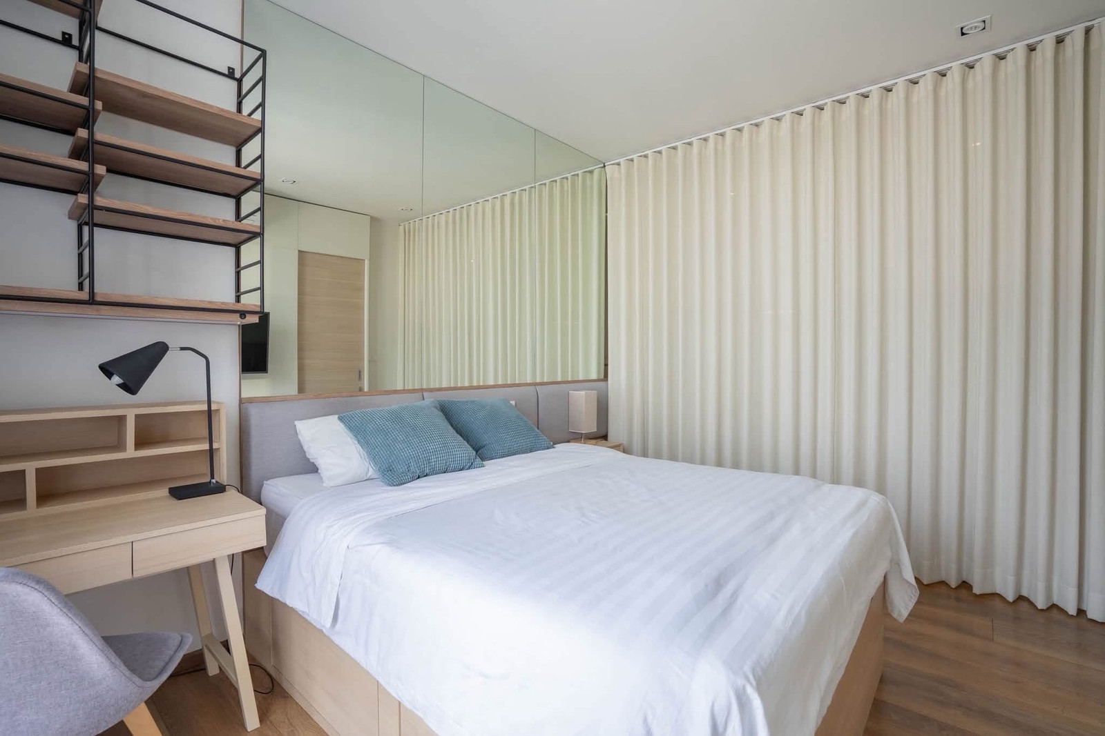 🌿 Condo for rent Park 24 Sukhumvit 24 | near BTS Phrom Phong, ready to move in 1 Aug. 2026