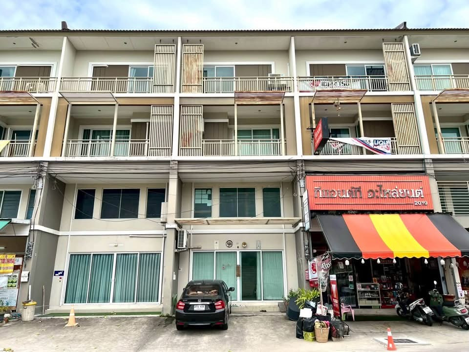 ขายอาคารพาณิชย์ 3.5 ชั้น พฤกษาวิลเลจ 28 ซีนเนอรี รัตนาธิเบศร์-บางใหญ่ (Pruksa Village 28 Scenery Rattanathibet - Bangyai) ใกล้เซ็นทรัลเวสต์เกต MRT สถานีตลาดบางใหญ่ ขายอาคารพาณิชย์ 3.5 ชั้น พฤกษาวิลเลจ 28 ซีนเนอรี รัตนาธิเบศร์-บางใหญ่ (Pruksa Village 28 Scenery Rattanathibet - Bangyai) ใกล้เซ็นทรัลเวสต์เกต MRT สถานีตลาดบางใหญ่