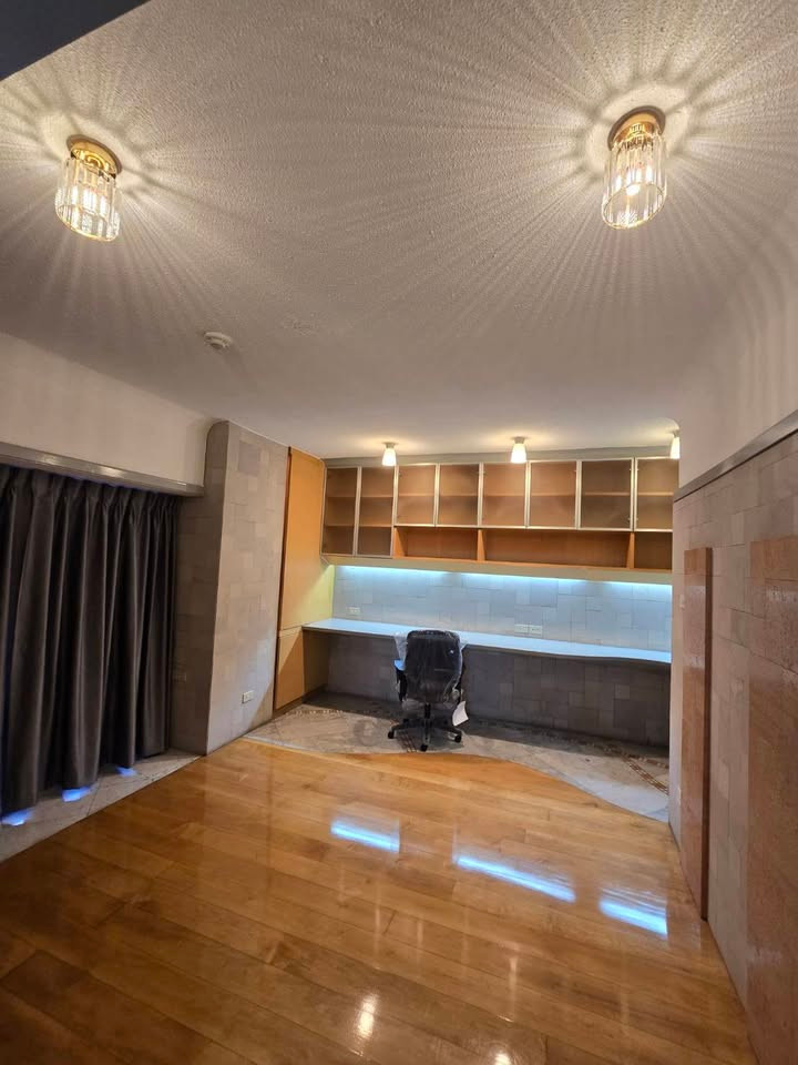 Sithakarn Condominium | 2 bedrooms, large room for rent 120,000/month – รูปที่ 2