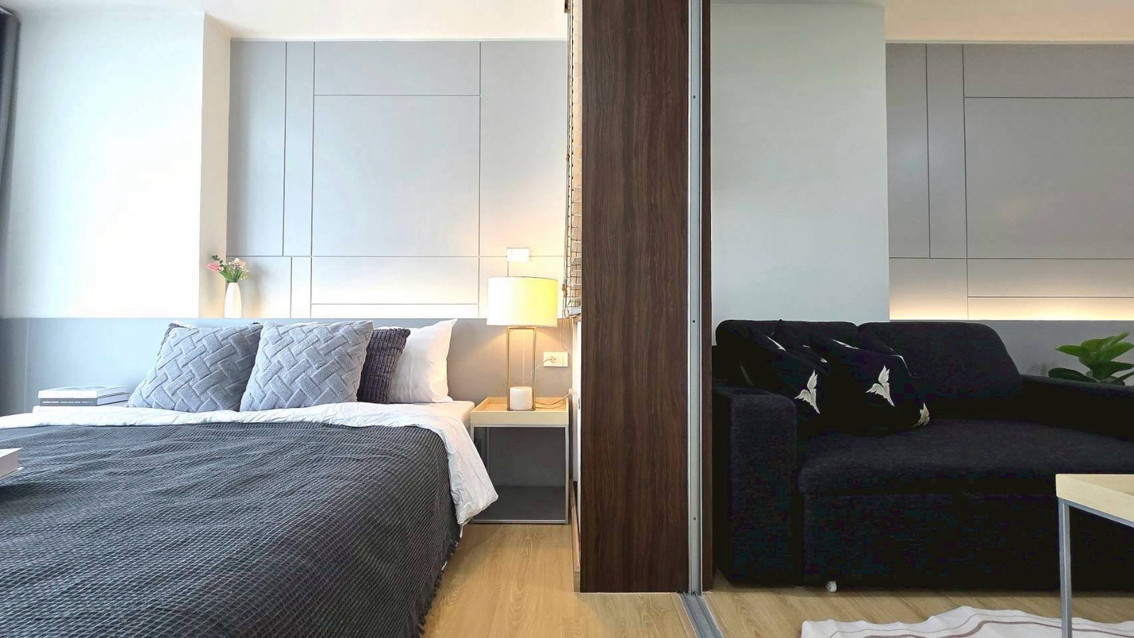 💙 If you are looking for a condo that meets both living and investment needs, U Delight @ Huai Khwang Station is another option that should not be missed🏙️🚊 💙 If you are looking for a condo that meets both living and investment needs, U Delight @ Huai Khwang Station is another option that should not be missed🏙️🚊