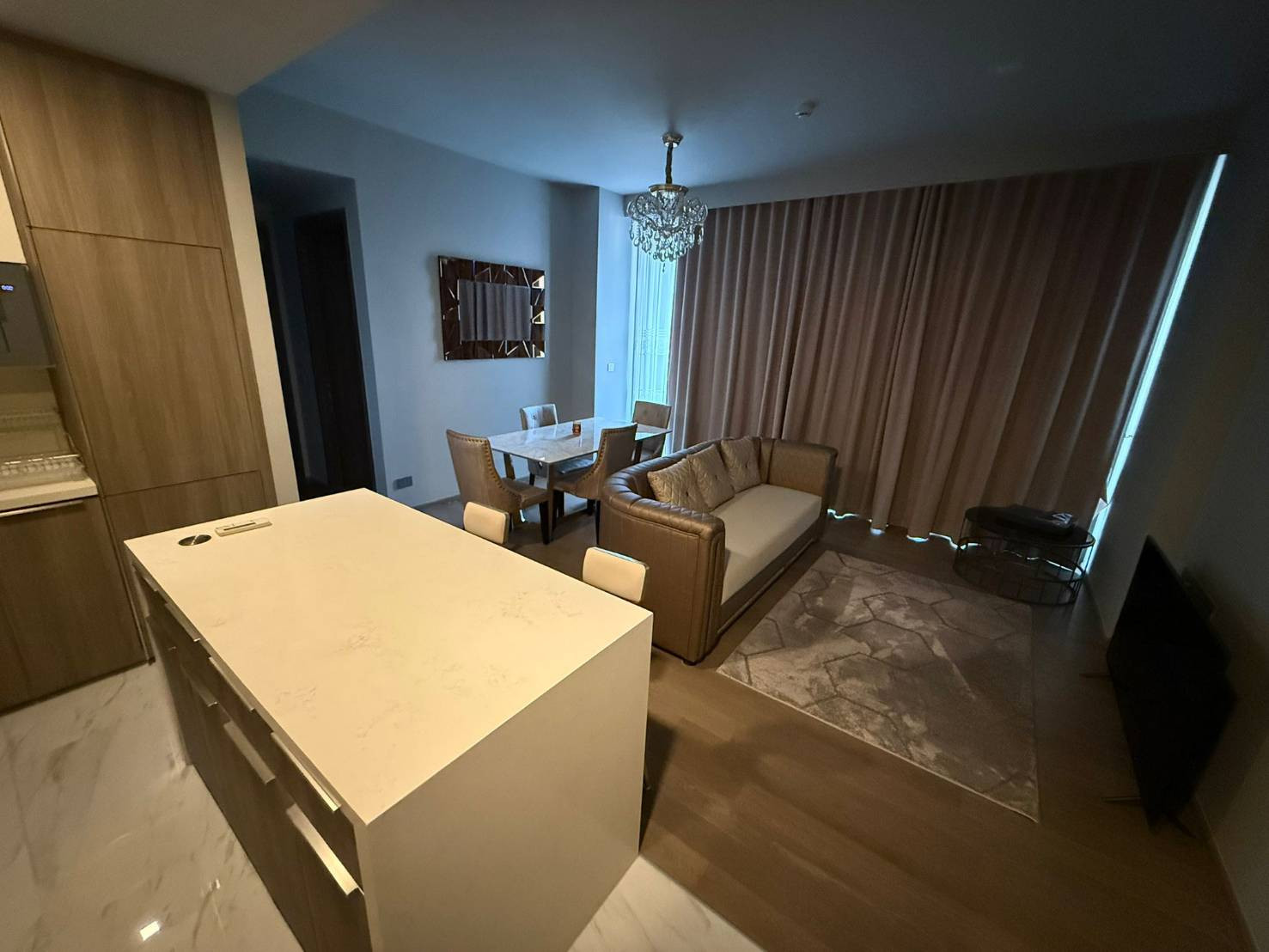 Rare Unit! CELES Asoke 2 ห้องนอน ห้องใหญ่ ชั้น 14
