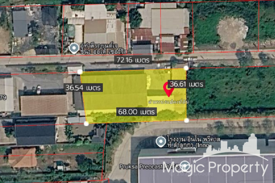 Land 1 Rai with Factory For Sale on Leab Klong 4 Road, Lat Sawai Subdistrict, Lam Luk Ka District, Pathum Thani Province