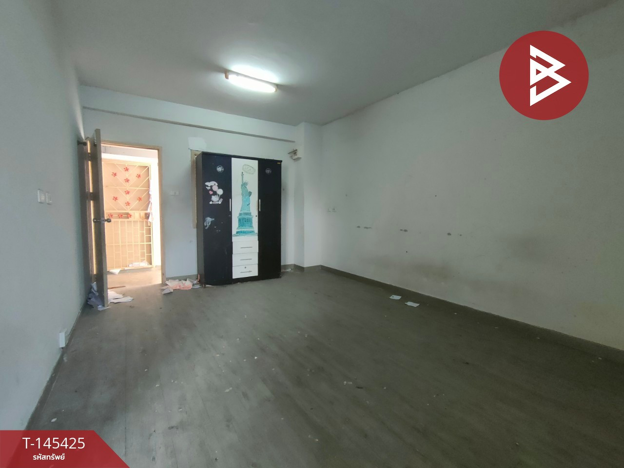 Condo for sale, Eua-Athorn Suksawat (Mor Bang), Phra Samut Chedi, Samut Prakan, corner room. Condo for sale, Eua-Athorn Suksawat (Mor Bang), Phra Samut Chedi, Samut Prakan, corner room.
