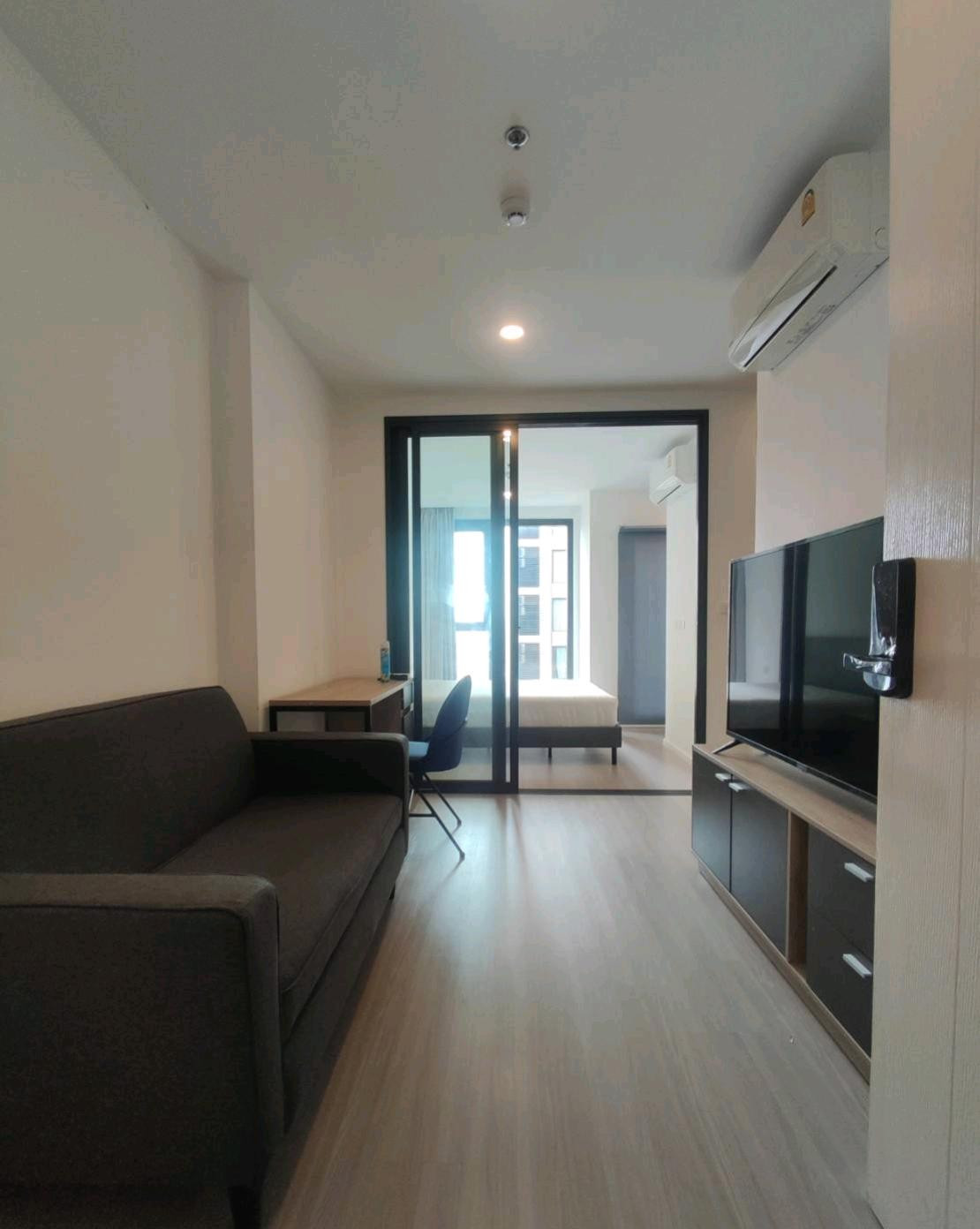 Urgent for rent, 1 bedroom, 27 sq m., Denim Chatuchak (new room), never lived in. Complete furniture + electrical appliances