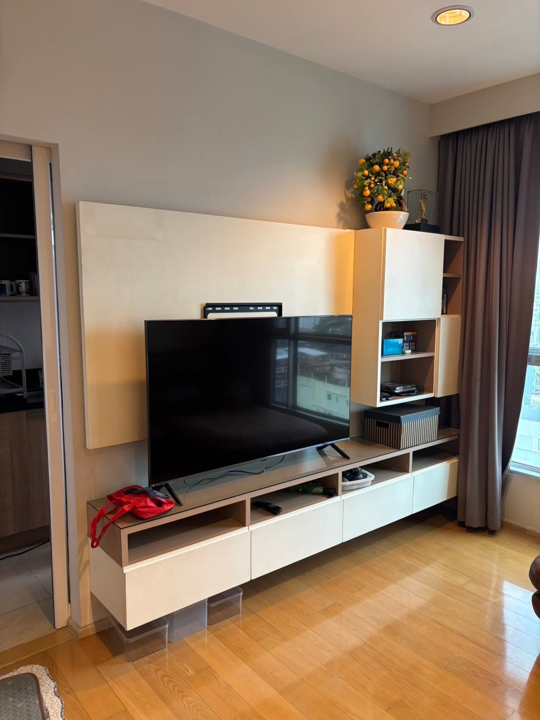 For rent Hive Sathorn Condo 2beds size 70 sq.m. F/F For rent Hive Sathorn Condo 2beds size 70 sq.m. F/F