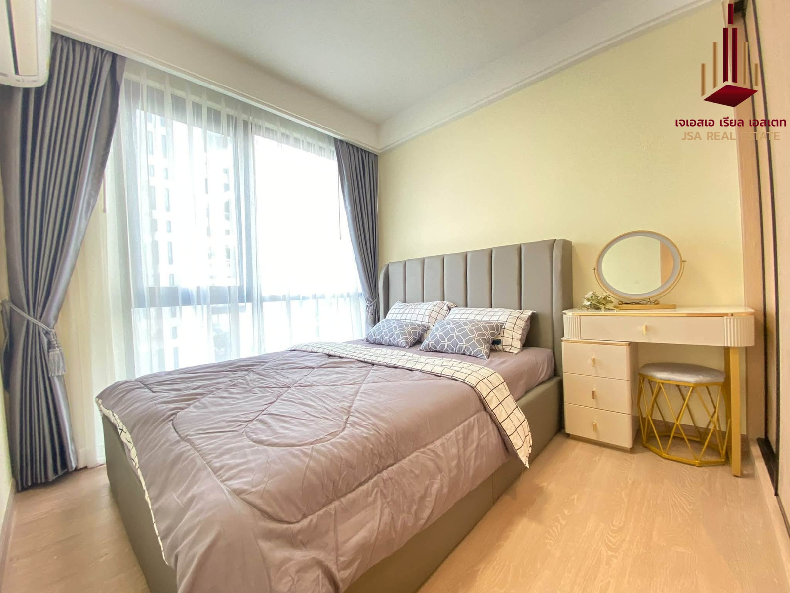 ✨ For Rent: Regal Sathon - Naradhiwas Condo ✨ 💰 Only 20,000 THB/month ✨ For Rent: Regal Sathon - Naradhiwas Condo ✨ 💰 Only 20,000 THB/month