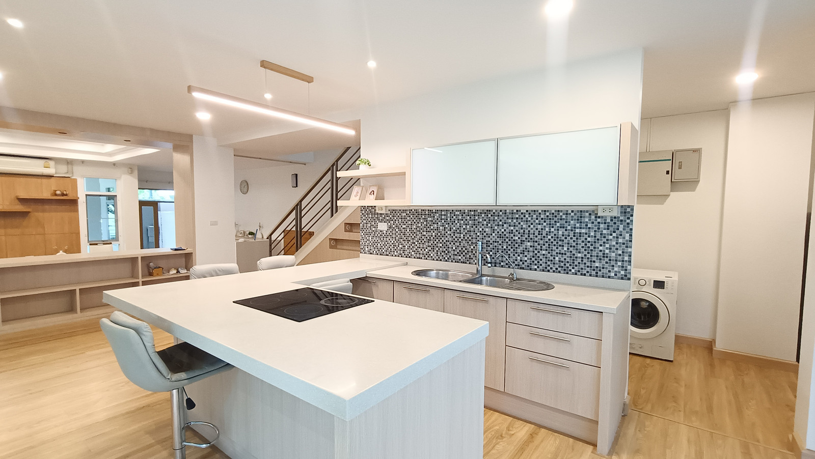 บ้านพร้อมอยู่ เลียบทางด่วนรามอินทรา,มบ.ไอริสเรสซิเด้นท์ – รูปที่ 3