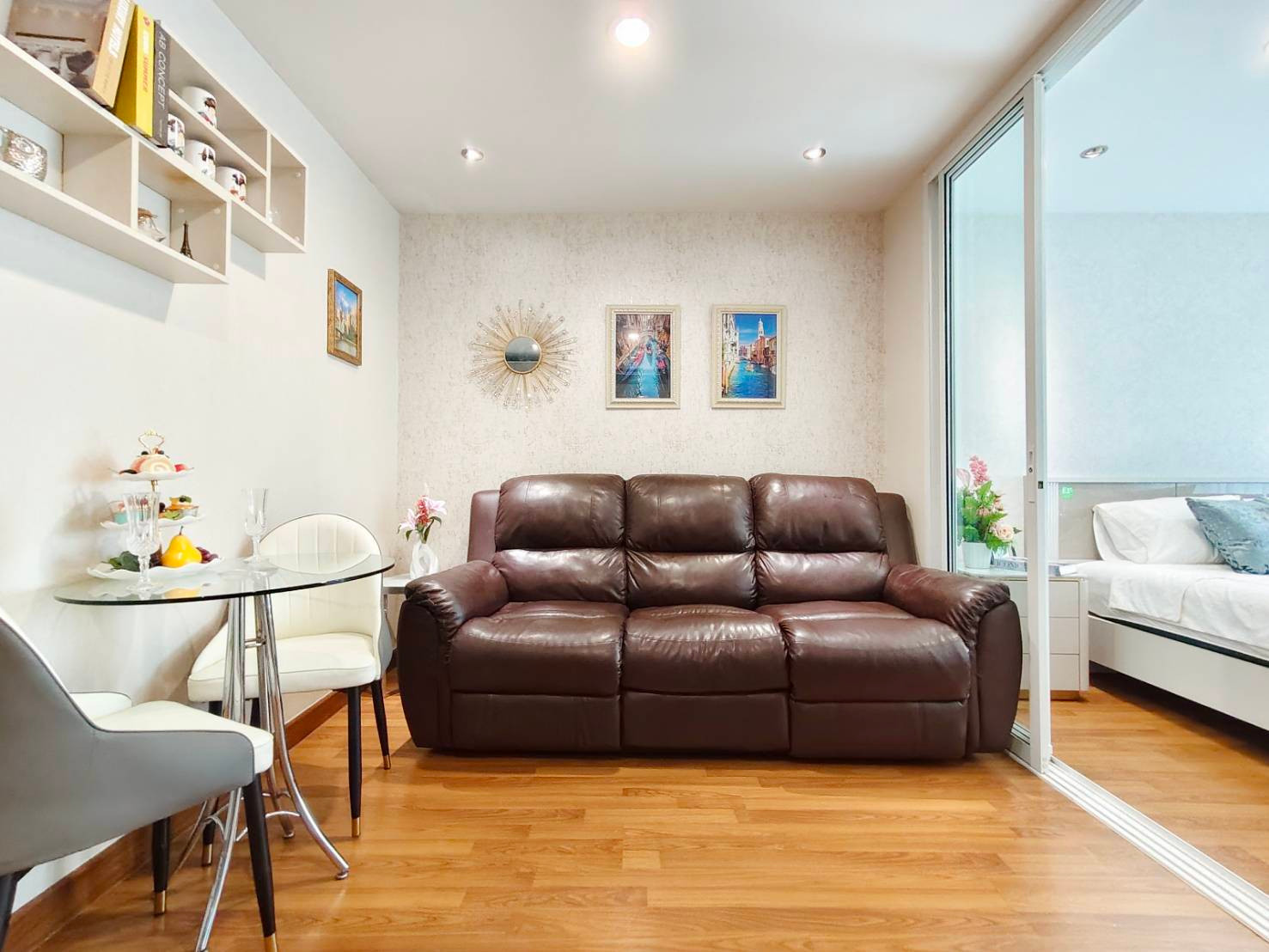 The  is selling it himself. Condo for sale Regent Home Sukhumvit 81, next to Bts On Nut, 700 m., pool view, newly decorated, beautiful on the cover. – รูปที่ 3