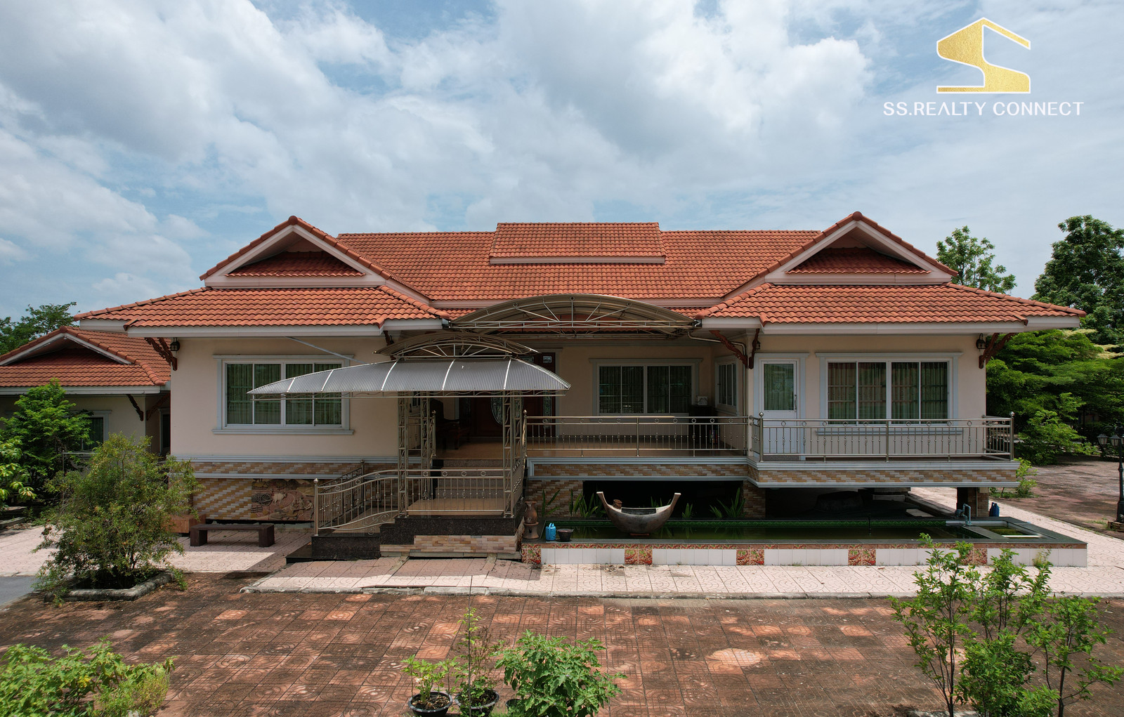 ขายบ้านเดี่ยว 3 หลัง (ผังสีชมพู) พร้อมที่ดินถมแล้ว รวม 10 ไร่ นาดี สมุทรสาคร เหมาะสร้างโรงงาน โกดัง