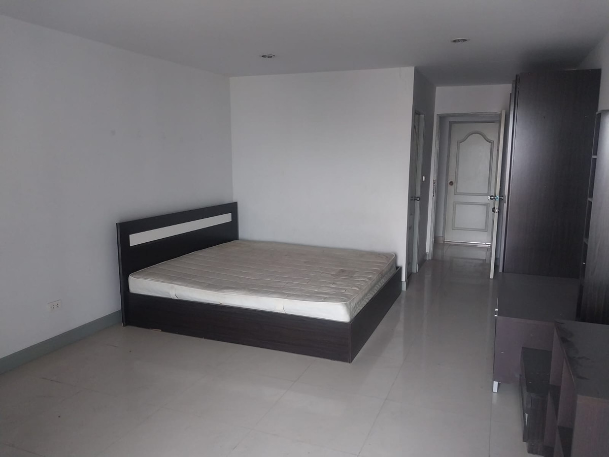 (Code S5694) Condo for sale, Regent Home 2 project: Regent Home 2 (Code S5694) Condo for sale, Regent Home 2 project: Regent Home 2