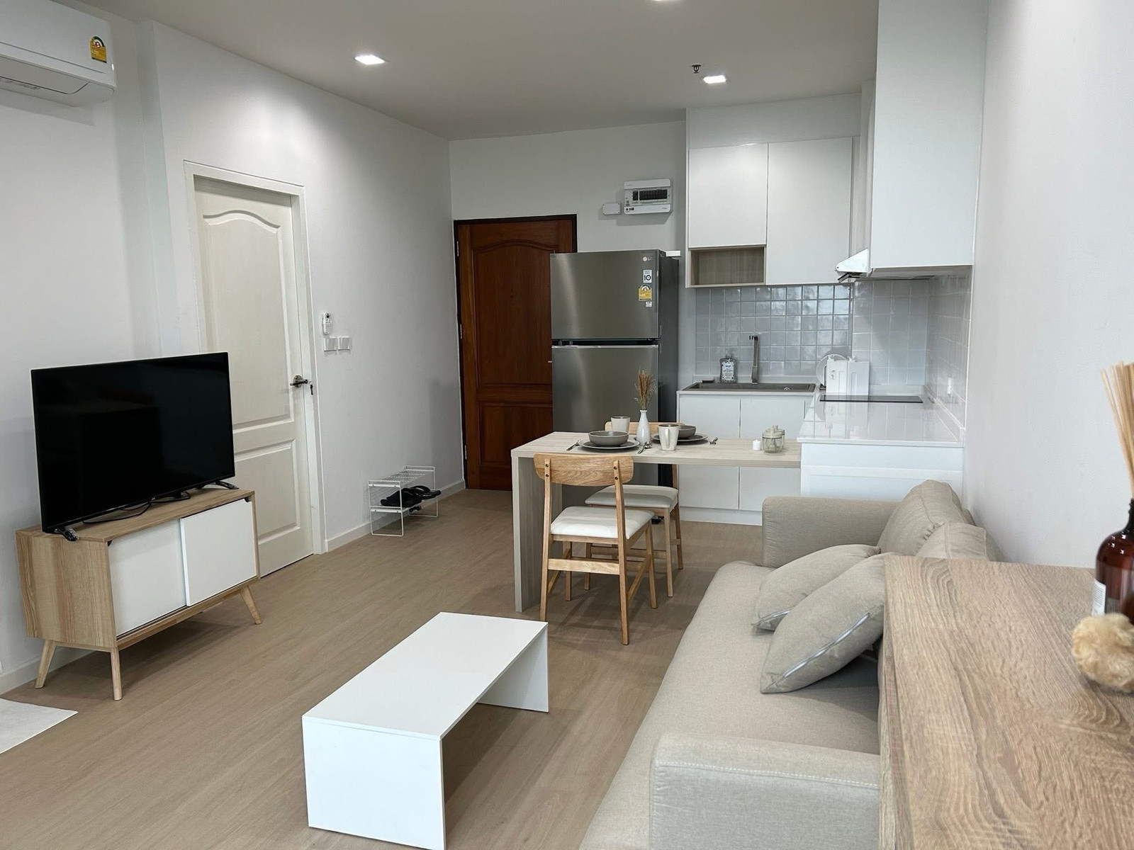 🔥For Rent🔥2b1b🚩 SATHORN HOUSE Condo ✅Pls Call ✅+66972422655