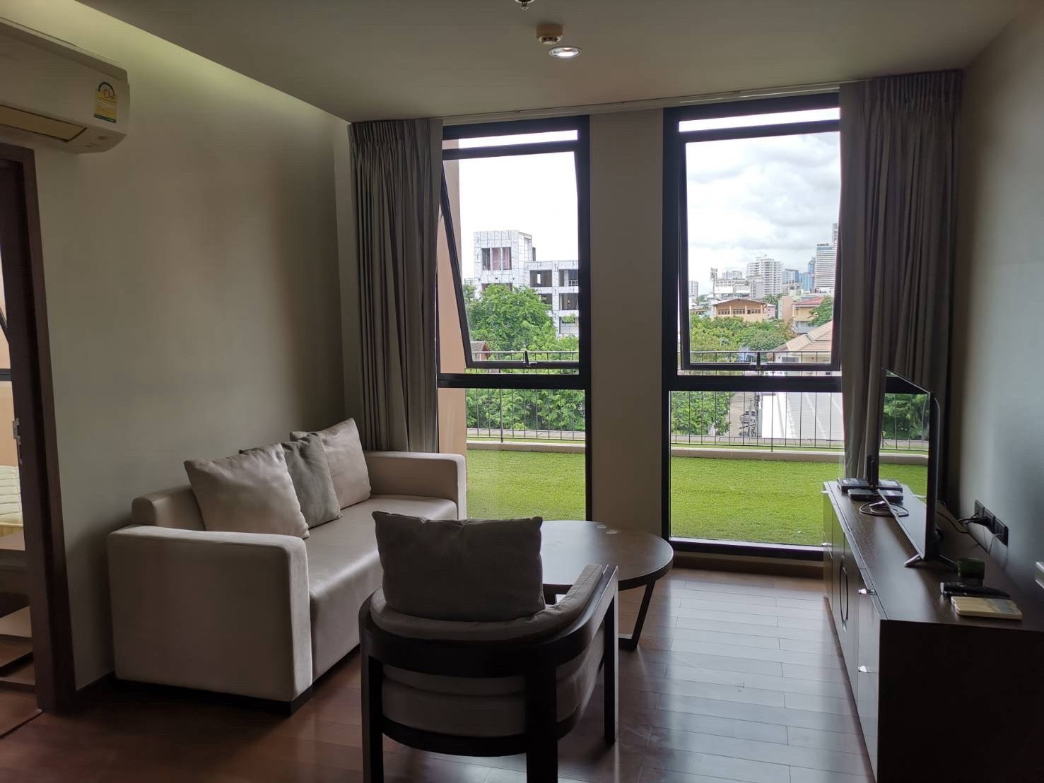 Lowrise in Sathorn🔥For Rent🔥2b2b  🚩Hudson Sathorn 7  Condo ✅Pls Call ✅+66972422655