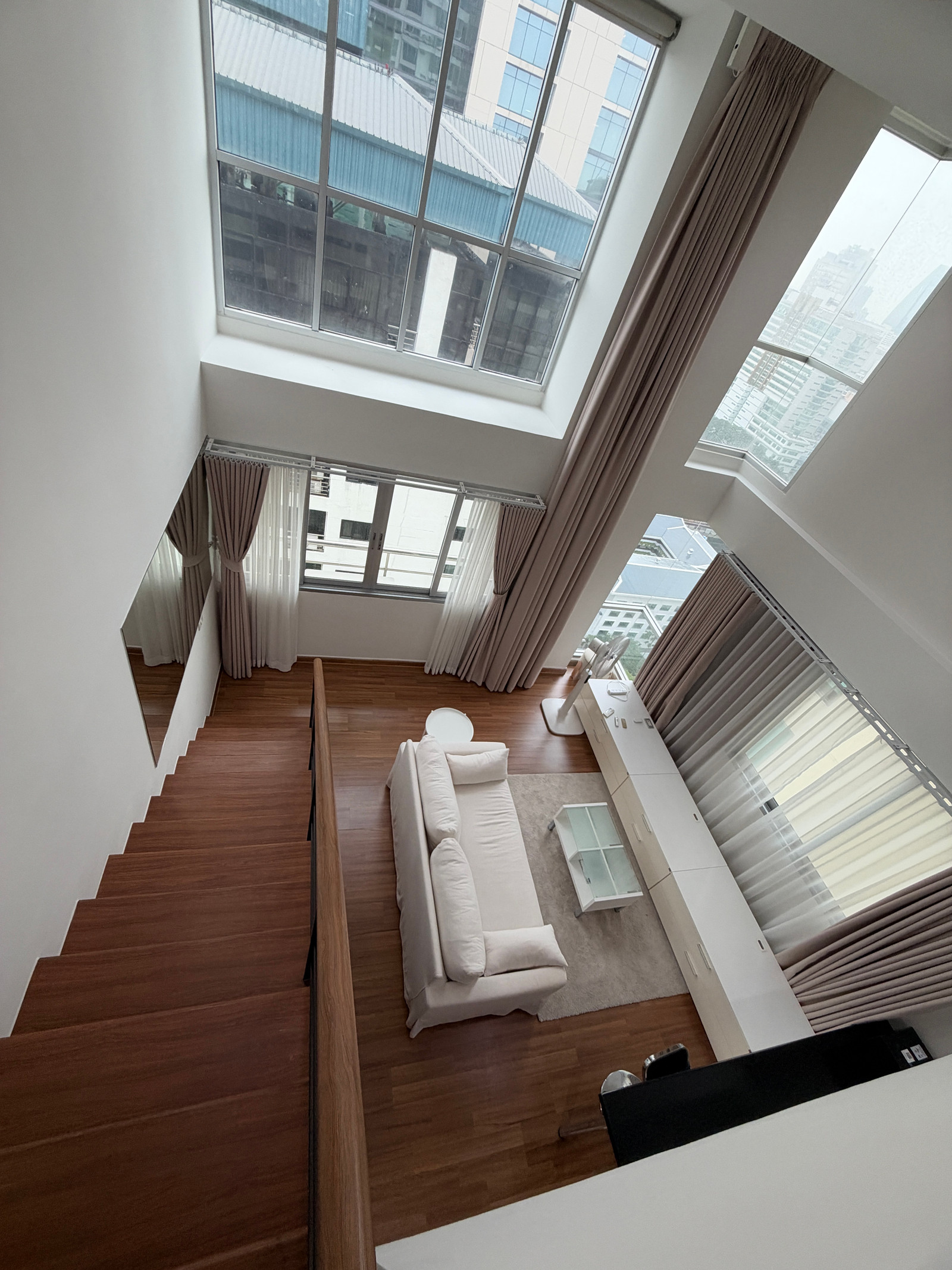for rent The Rajdamri 1 bed duplex super deal✅♥️ – รูปที่ 2