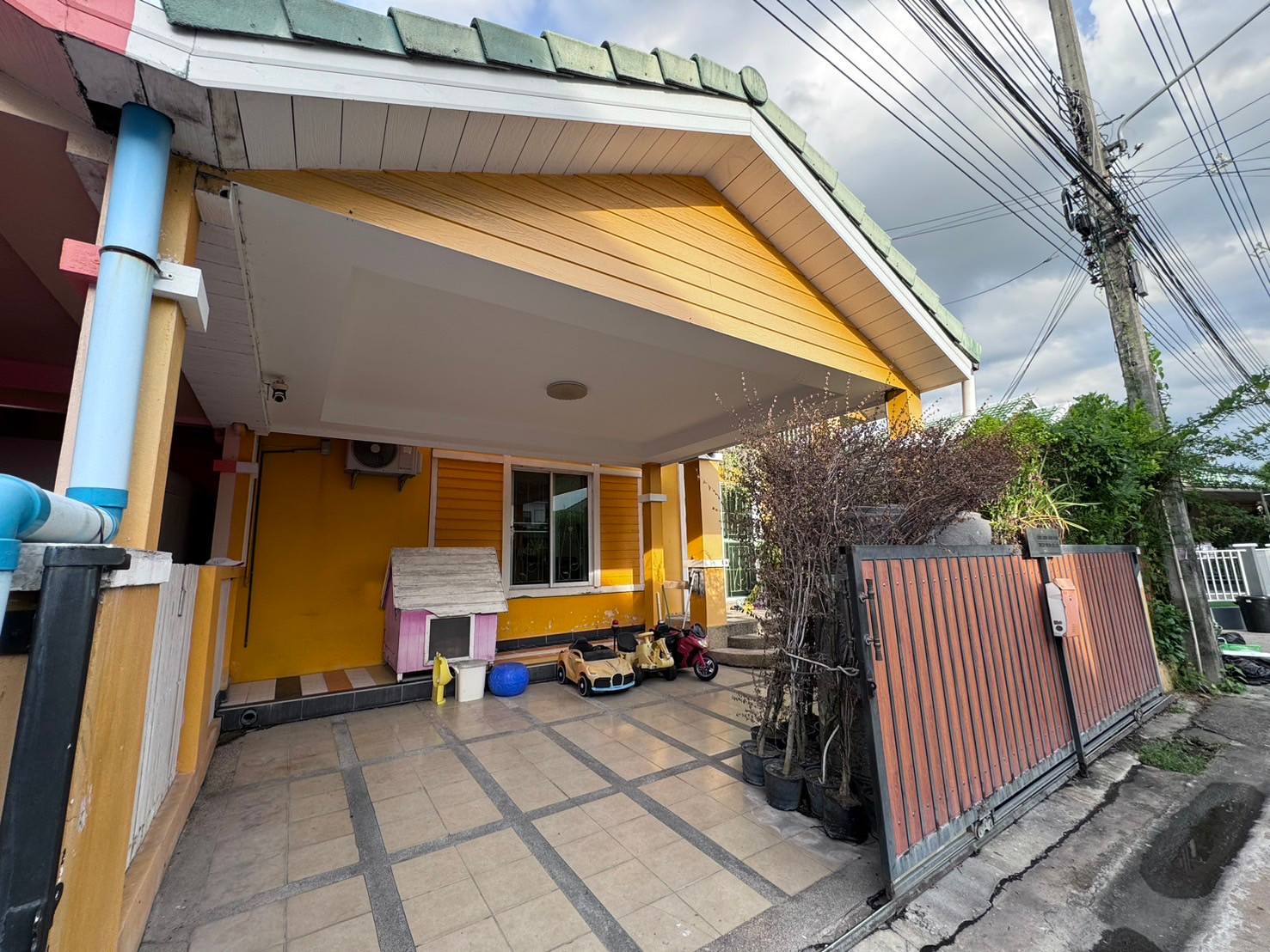 บ้านแฝดพร้อมอยู่  (เฟอร์ index +เครื่องใช้ไฟฟ้า) หมู่บ้านสินทรัพย์ 2 รังสิต ขายขาดทุน 2.15ล – รูปที่ 2