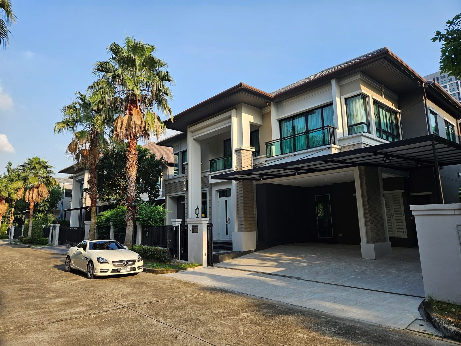 GRAND BANGKOK BOULEVARD Sathorn