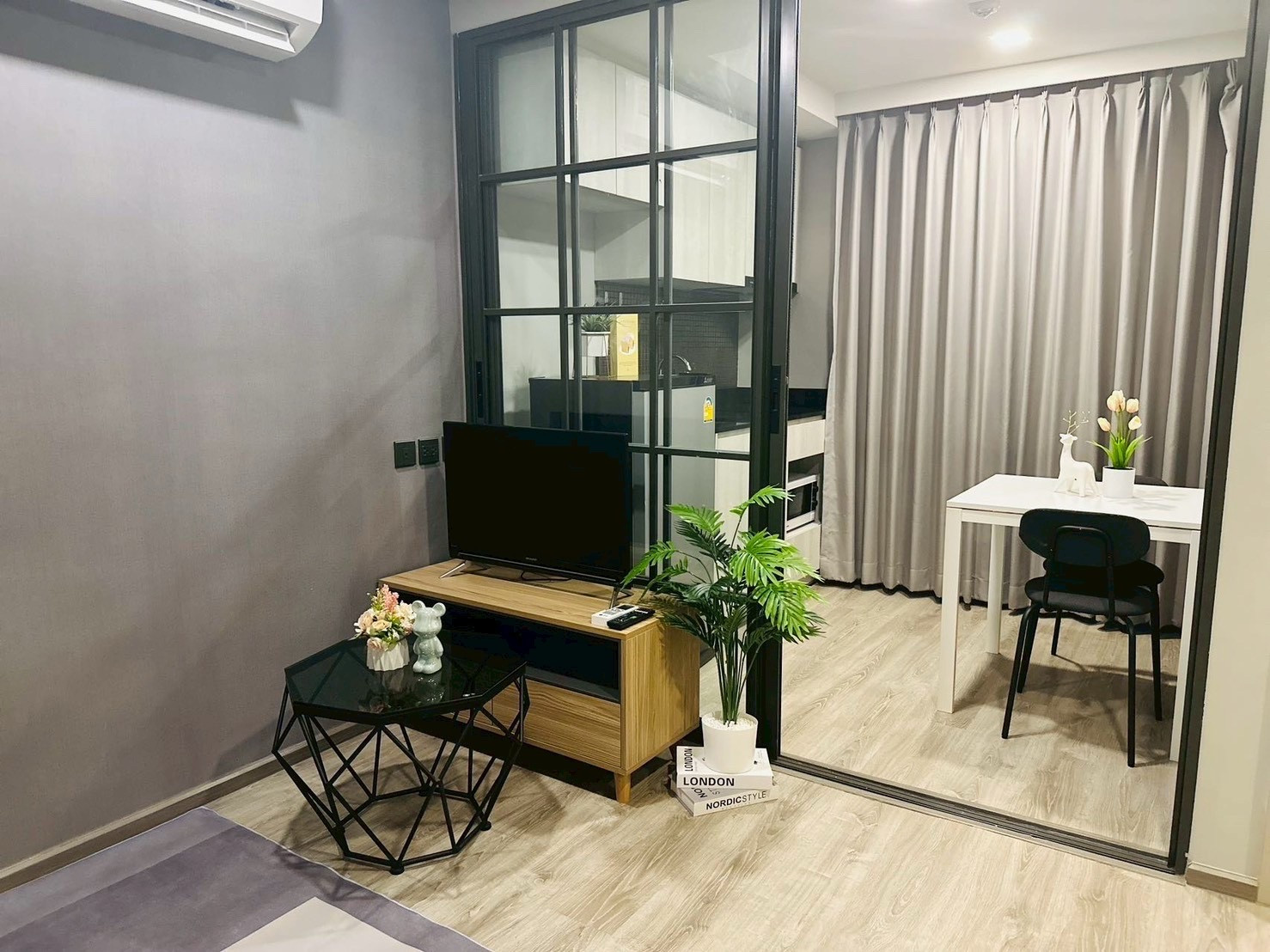 ให้เช่า Maestro 19 Pets Allow Condo🔥📞0954175132 ให้เช่า Maestro 19 Pets Allow Condo🔥📞0954175132