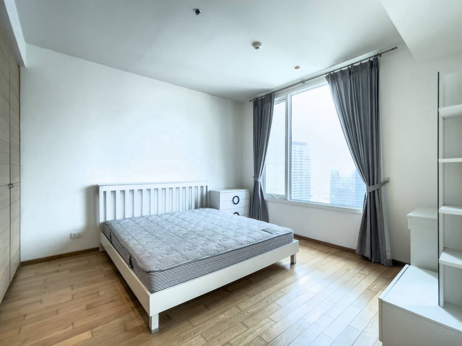 🔥For Rent🔥1b1b 🚩The Empire Place Sathorn Condo ✅Pls Call ✅+66972422655