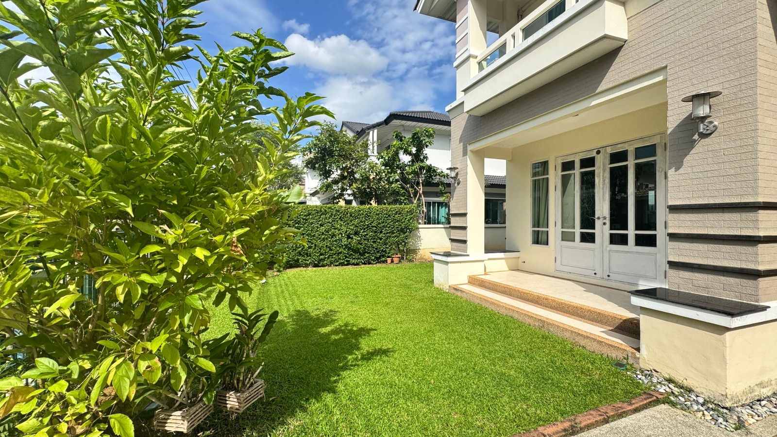 🏡บ้านเช่า เพอร์เฟคเพลส รามคำแหง 164 บ้านสวย พร้อมอยู่ ทำเลดี บรรยากาศร่มรื่น สนามหญ้ากว้างสวย  – รูปที่ 3