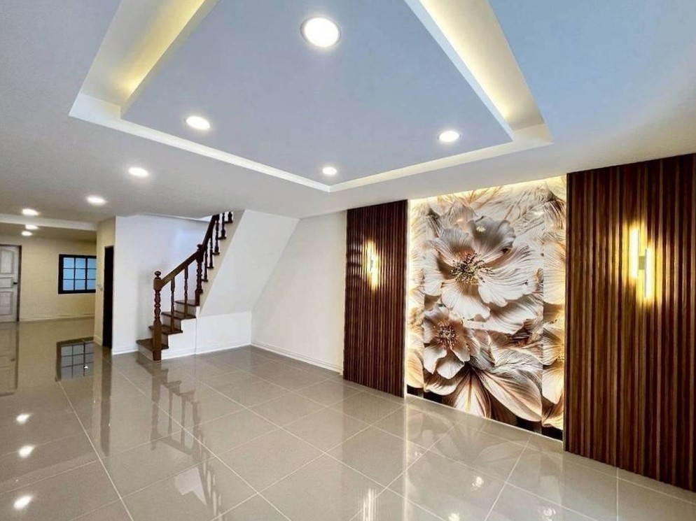 🏡 บ้านรีโนเวทใหม่พร้อมอยู่ ในงบ 2 ล้านต้น ๆ พร้อมของแถมครบ ในทำเลบางบัวทองที่คนตามหา – รูปที่ 4