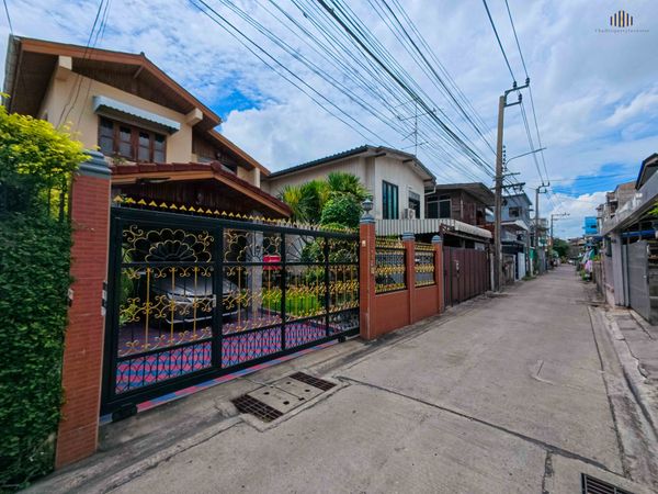 บ้านเดี่ยว 2 ชั้น 51 ตร.วา ซอยสุขุมวิท 81 ห่างจาก BTS อ่อนนุชแค่10 นาที พท.ใช้สอย 160 ตร.ม