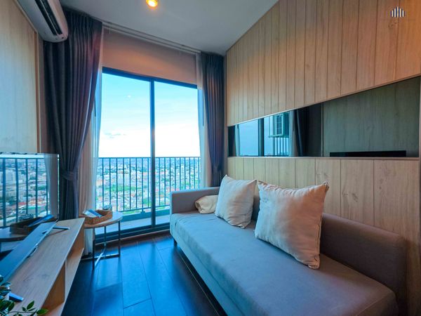 19K Passive Income from Tenant!! 1BR 34.53 Sq.m Condo for Sale at C Ekkamai, Worry Free Investment of 5.74% Yield per year!