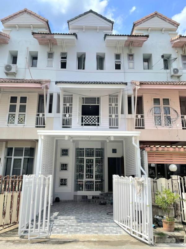 For Sale Townhouse/Townhome  , Baanrimsuan Donmueang , newly renovated , Si Kan , Don Mueang , Bangkok , CX-163756