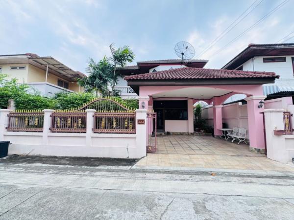 ขายบ้าน  หมู่บ้านพงษ์ศิริชัย พุทธมณฑลสาย3 ศาลาธรรมสพน์ เขต ทวีวัฒนา กรุงเทพ CX-163739