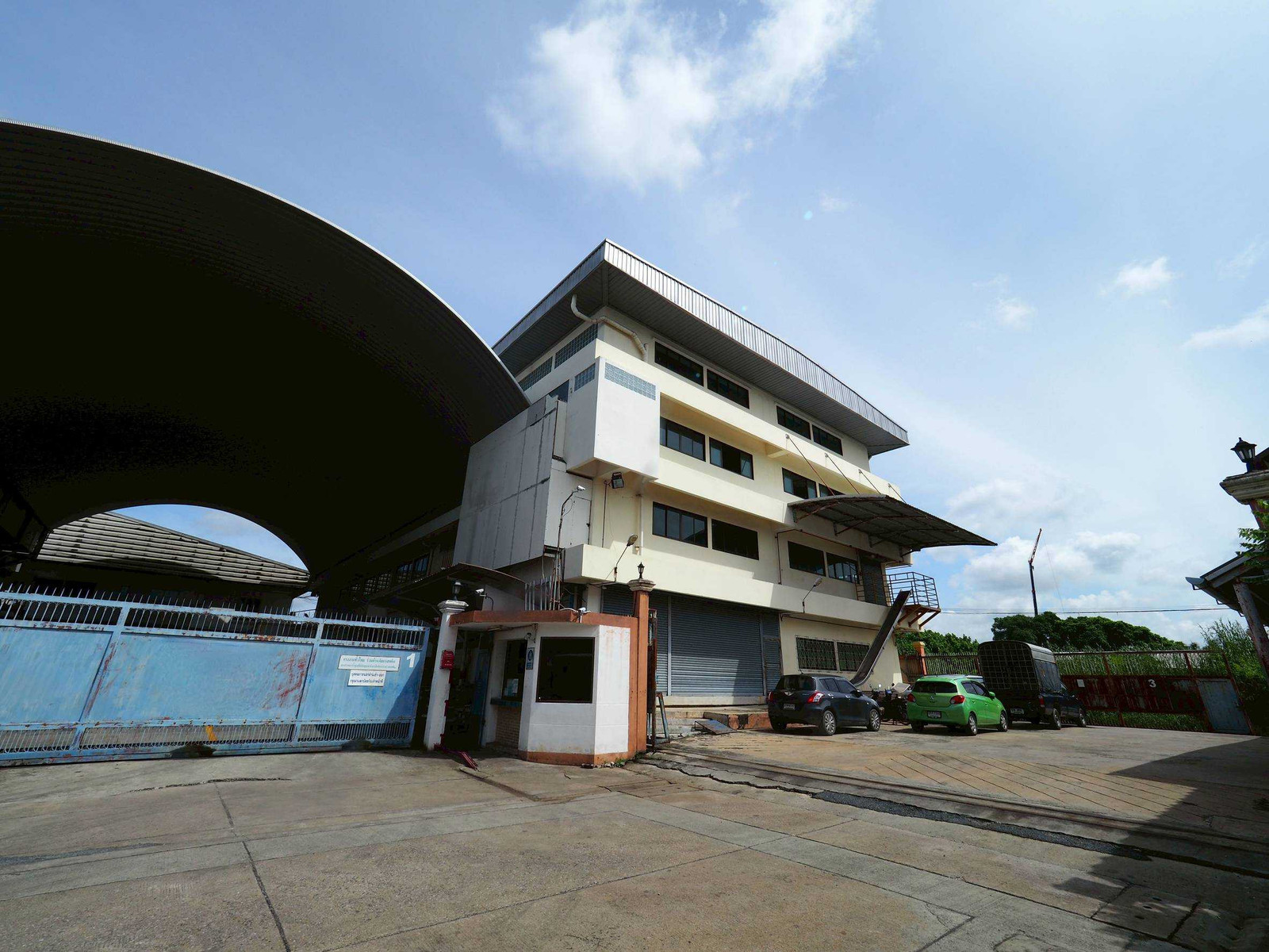 Plastic production factory for sale with land, Phang Muang, 4-0-85.1 rai, with factory certificate 4 – รูปที่ 2