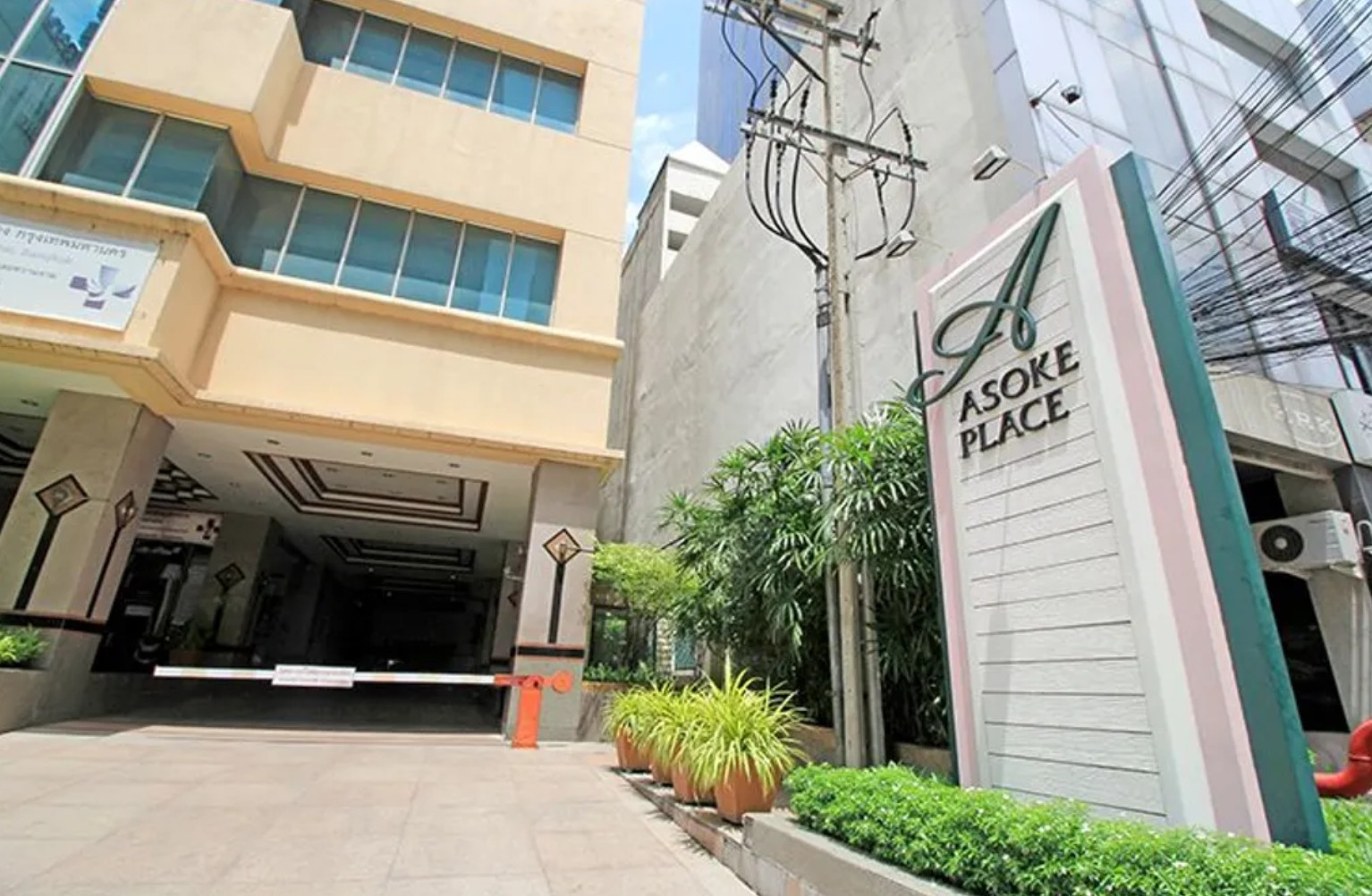 ✨ For Sale : Asoke Place Condo ✨ 💰 Only 10,900,000 THB ✨ For Sale : Asoke Place Condo ✨ 💰 Only 10,900,000 THB