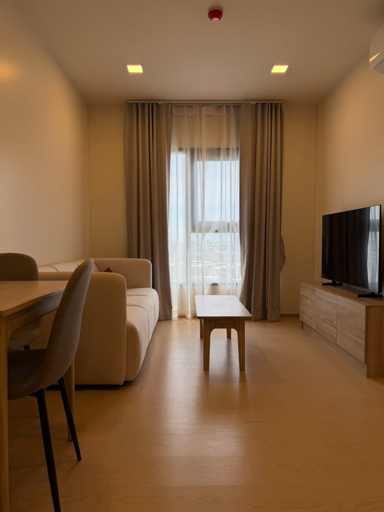 ⭐️🎀The Base Urban Rama9🎀⭐️ 1 Bed 1 Bath , Rental 25,000 Baht ⭐️🎀The Base Urban Rama9🎀⭐️ 1 Bed 1 Bath , Rental 25,000 Baht