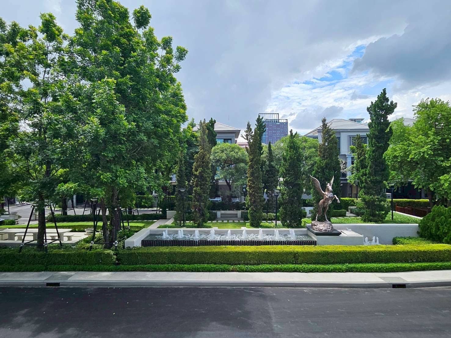 บ้านกลางเมืองClasse Rachayothin (SCB Park) – รูปที่ 2