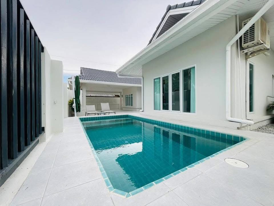 Pool Villa for sale and rent in Pattaya Pool Villa for sale and rent in Pattaya
