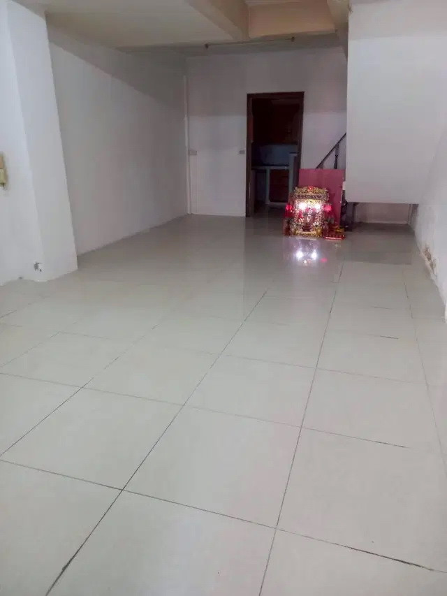 2-story townhouse for sale, Sinthawee Villa Village, Bang Mot-Chom Thong, Rama 2 Soi 43, price 1.9 million baht. – รูปที่ 2