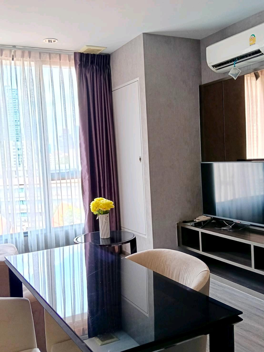 ให้เช่า Ideo Mobi Sukhumvit 40 คอนโดใจกลางสุขุมวิท เพียง 5 นาทีจาก BTS เอกมัย