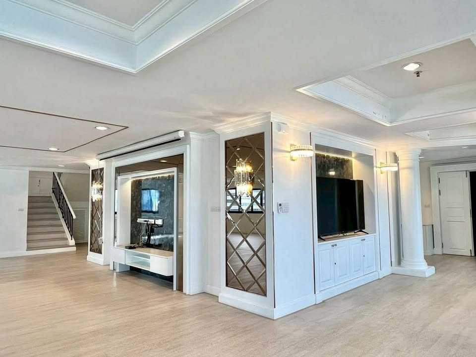 LTHC15946 - Pet Friendly Luxury Penthouse Duplex for Rent Asoke | GP Grande Tower | 300,000 THB | เพนท์เฮาส์ดูเพล็กซ์หรูให้เช่า อโศก โครงการ GP Grande Tower
