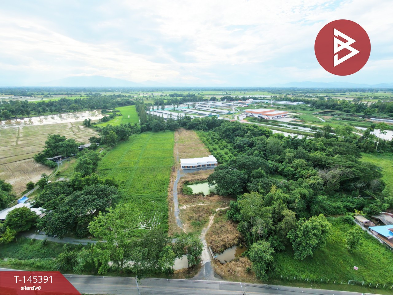 Land for sale with buildings, San Sai, San Kamphaeng, Chiang Mai