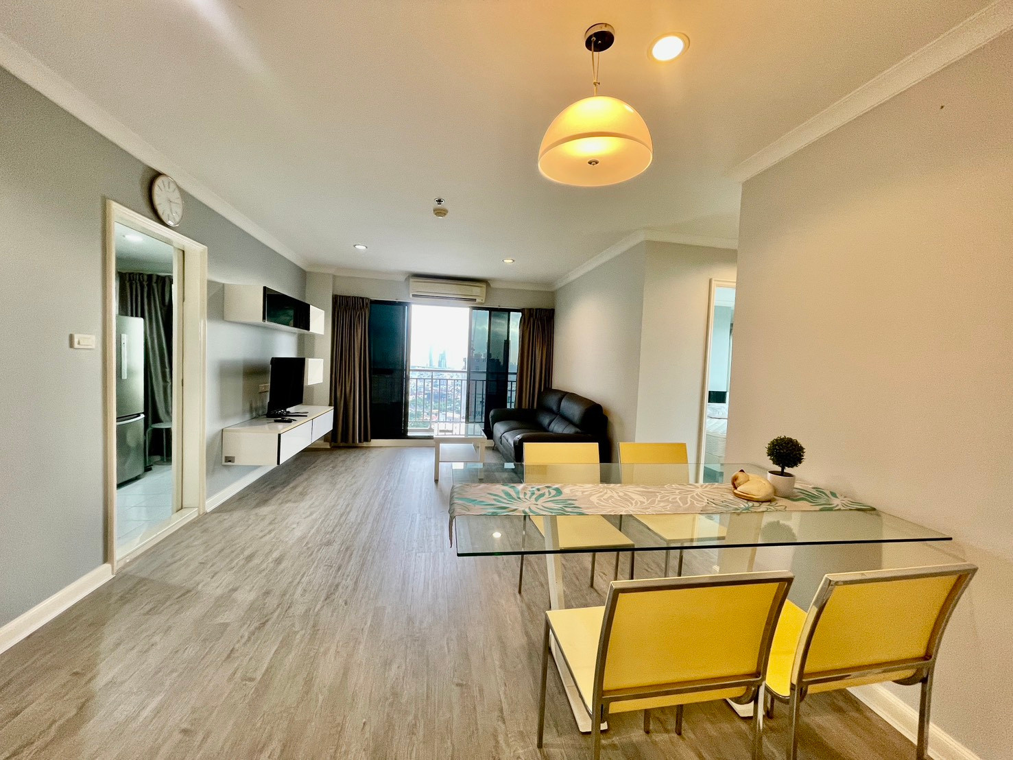 For rent!  Lumpini Place Narathiwas–Chaopraya  View of the Chao Phraya River on the top floor.