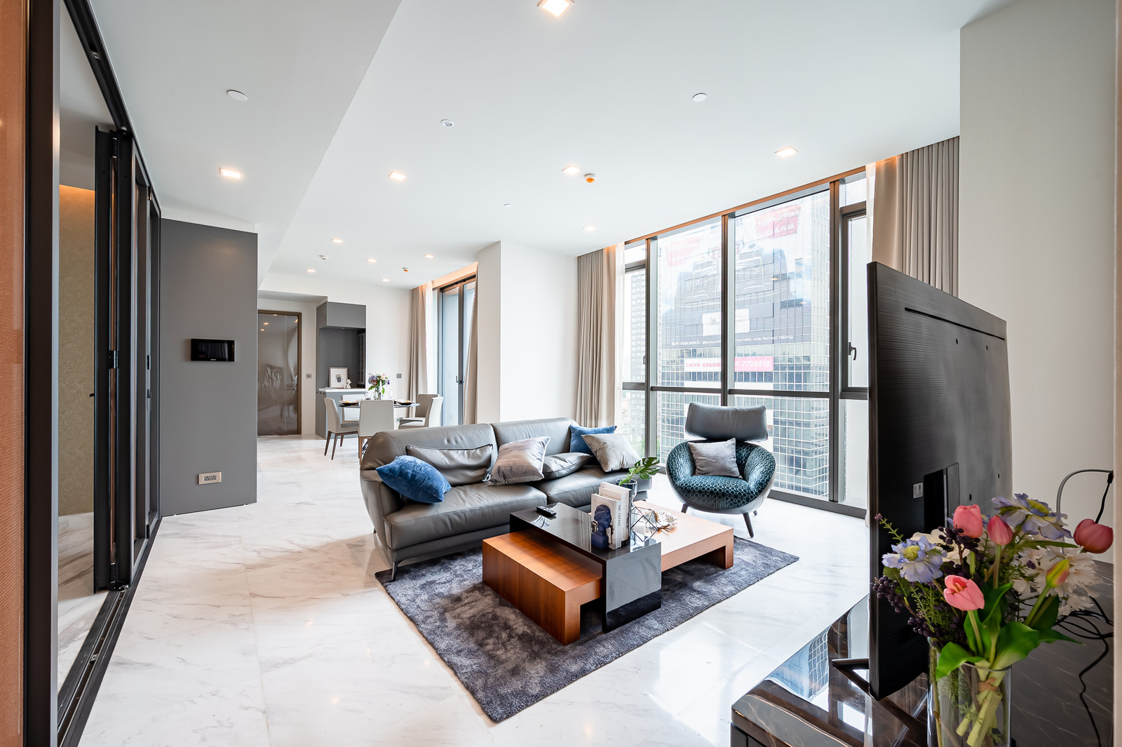 The Monuement  2 bedrooms