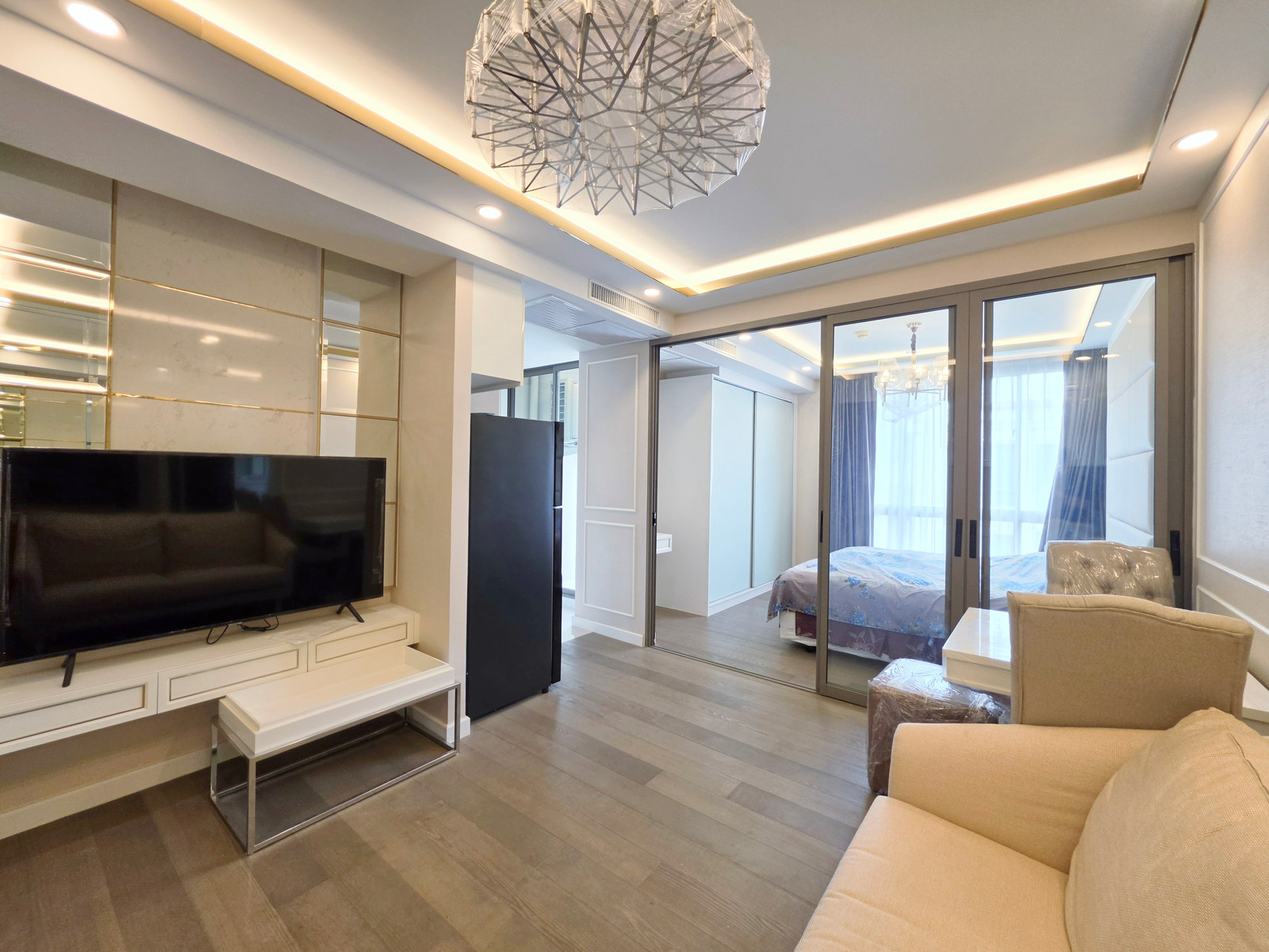 ห้องแต่งสวย พร้อมราคาสุดคุ้ม!! คอนโด Amaranta Residence ใกล้ MRT ห้วยขวาง เพียง 150 เมตร ห้องสวย พร้อมเข้าอยู่ – รูปที่ 3