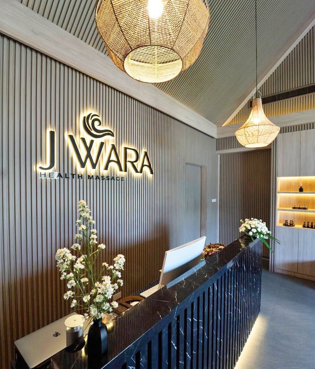 เซ้งด่วน ร้านนวดและสปา กรุงเทพกรีฑา ลงทุนกว่า 4 ล้าน เซ้งเพียง 650,000 บาท เซ้งด่วน ร้านนวดและสปา กรุงเทพกรีฑา ลงทุนกว่า 4 ล้าน เซ้งเพียง 650,000 บาท
