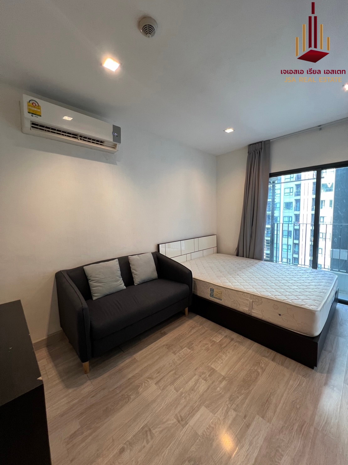 ✨ For Rent: Ideo Mobi Rama 9 Condo ✨💰 Only 14,000 THB/month