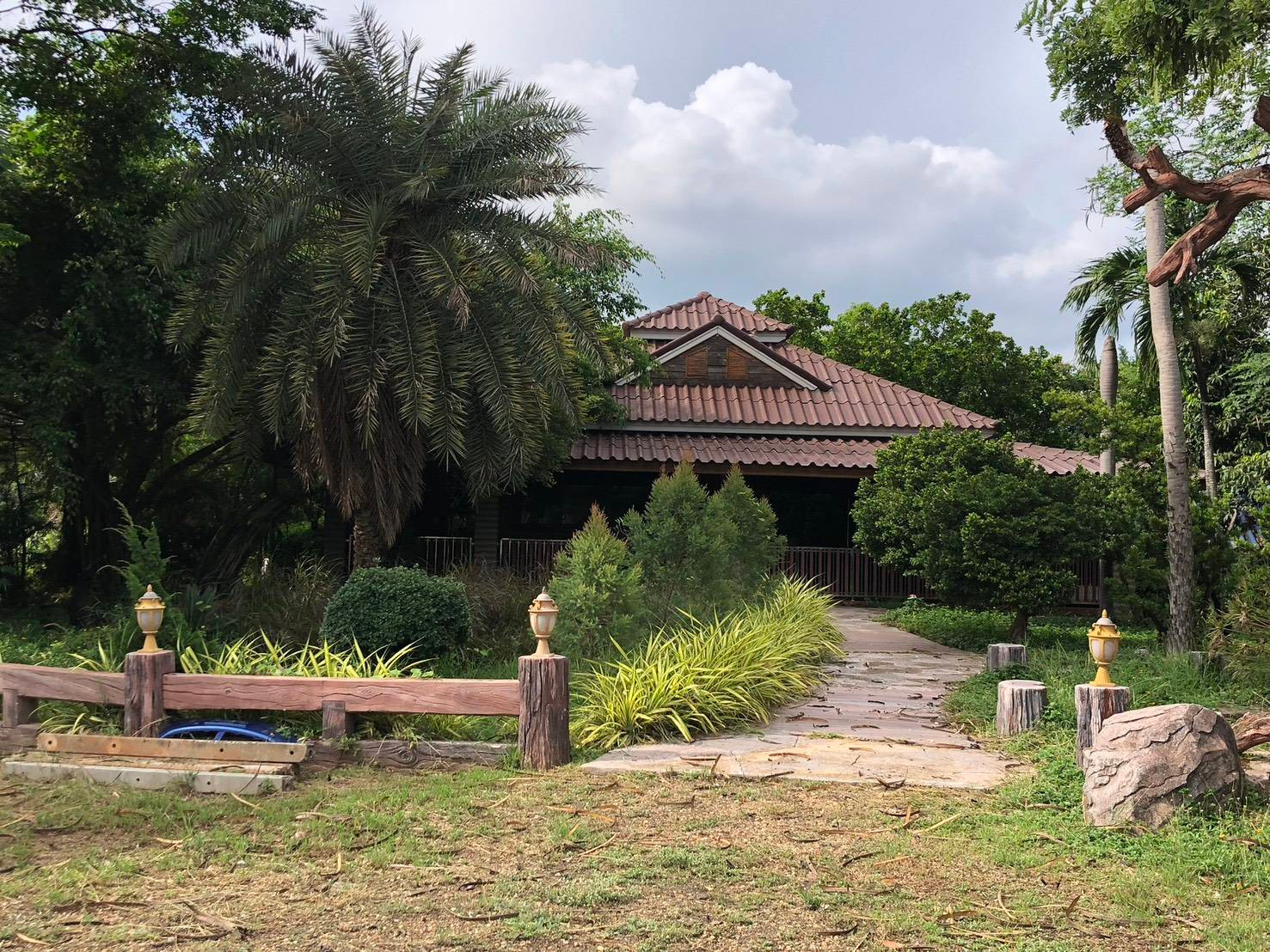 97740 - Land and buildings for sale. Phrong Maduea Subdistrict, Mueang District, Nakhon Pathom Province 97740 - Land and buildings for sale. Phrong Maduea Subdistrict, Mueang District, Nakhon Pathom Province