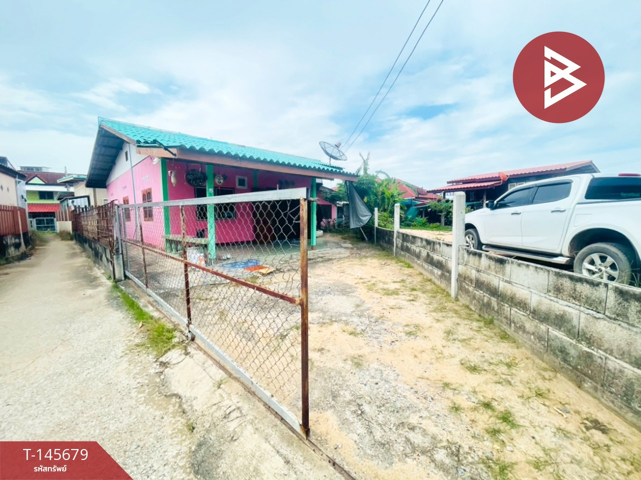 Single-storey detached house for sale, area 51 sq m, Khanu Woralaksaburi, Kamphaeng Phet, good location next to the main road. Single-storey detached house for sale, area 51 sq m, Khanu Woralaksaburi, Kamphaeng Phet, good location next to the main road.