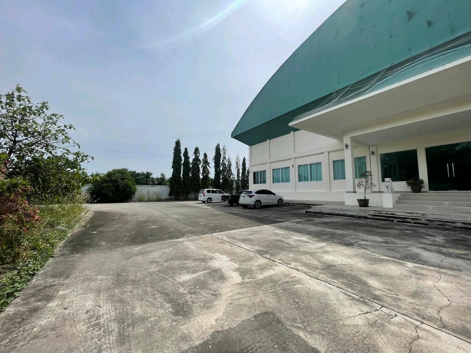 ขายโรงงานพร้อมสำนักงาน #ขายโรงงานพร้อมใบอนุญาต #รง.พิกัด ต.บ่อเงิน อ.ลาดหลุมแก้ว จ.ปทุมธานี-เนื้อที่ 6-2-73 ไร่ (10,692 ตารางเมตร)-พื้นที่โรงงาน 1,900 ตรม.-พื้นที่สำนักงาน 380 ตรม.-หม้อแปลงไฟฟ้า : 315 Kva-ขนาดกว้าง X ยาว X สูง (สำนักงาน) 38x10x2.80เมตร-ขน – รูปที่ 2