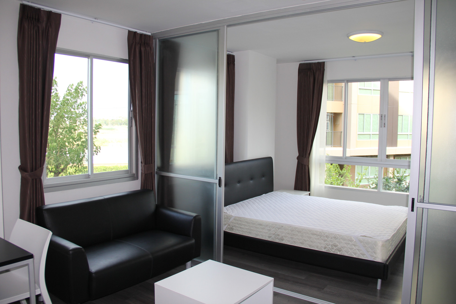 For rent, D condo campus SANSIRI Thammasat Rangsit, corner/edge room (D Condo Rangsit), Phase 1, pool-garden view, big-cool, best corner in the project, near pool, garden, Fitness, NITI, fully furnished, electrical appliances ready. Full utility