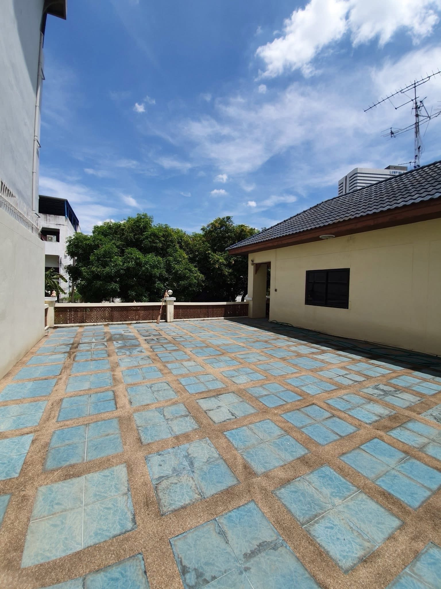 🌈 For rent | Large detached house Soi Suwansawat (Rama 4 – Sathorn) – รูปที่ 4