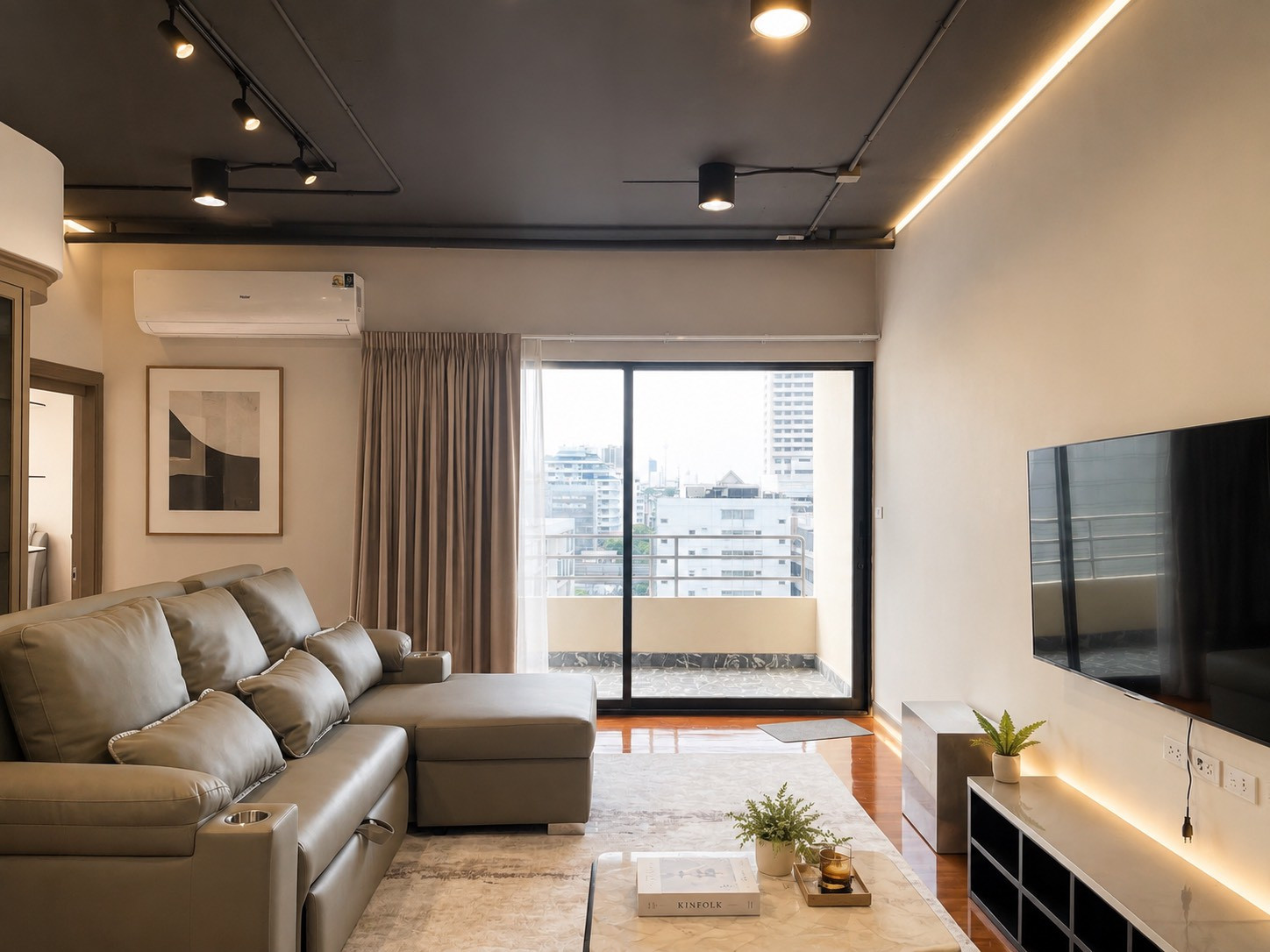 ให้เช่า คอนโดสามภูมิการ์เด้น (Sampoom Garden Condominium) ห้องรีโนเวทใหม่ ขนาดใหญ่ 109ตรม พร้อมเข้าอยู่ ใจกลางสาทร ให้เช่า คอนโดสามภูมิการ์เด้น (Sampoom Garden Condominium) ห้องรีโนเวทใหม่ ขนาดใหญ่ 109ตรม พร้อมเข้าอยู่ ใจกลางสาทร