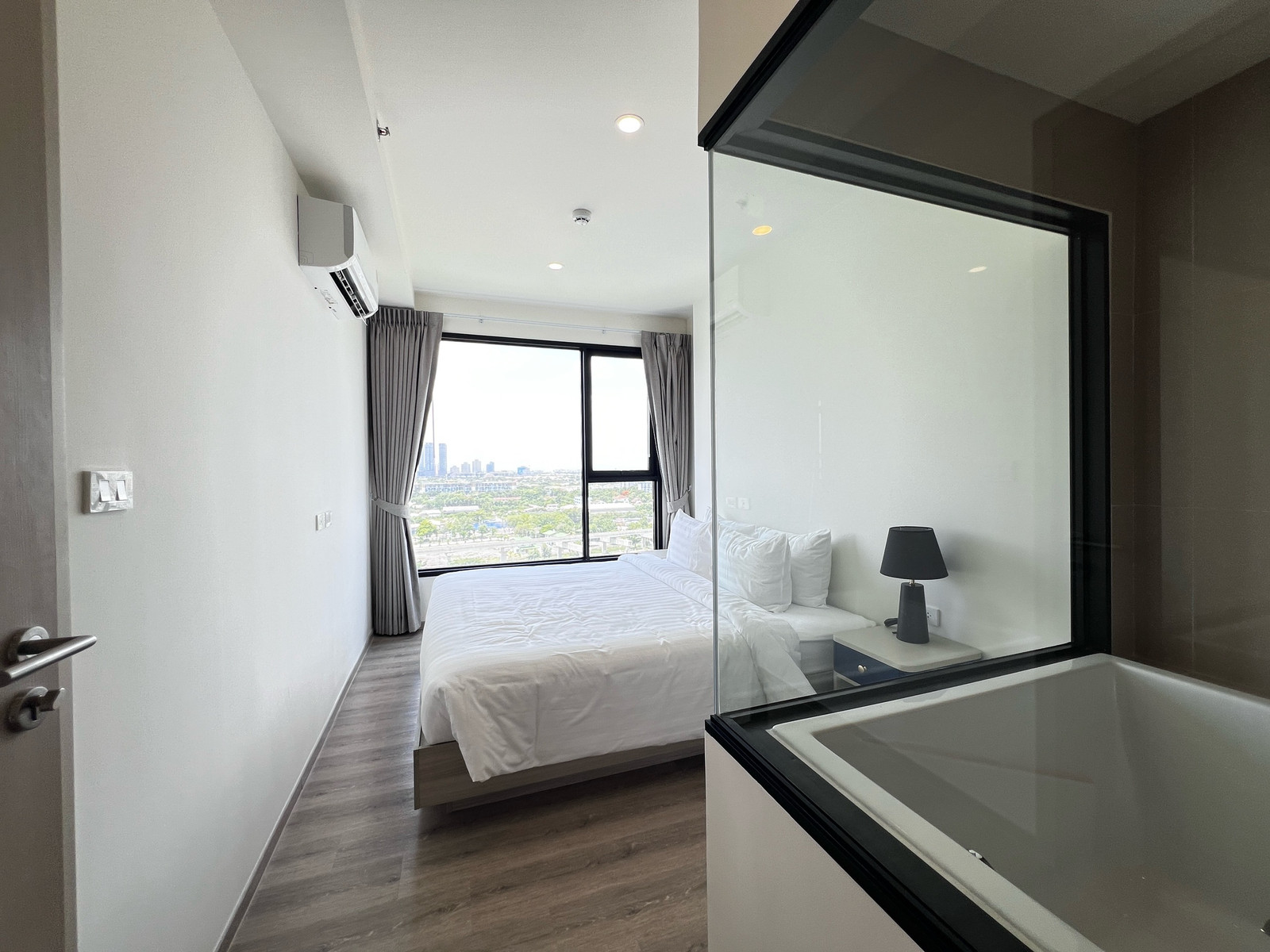 Condo for rent Origin Place Bangna | 1 bedroom 35 sq m with bathtub | Near Mega Bangna and IKEA | Ready to move in Condo for rent Origin Place Bangna | 1 bedroom 35 sq m with bathtub | Near Mega Bangna and IKEA | Ready to move in