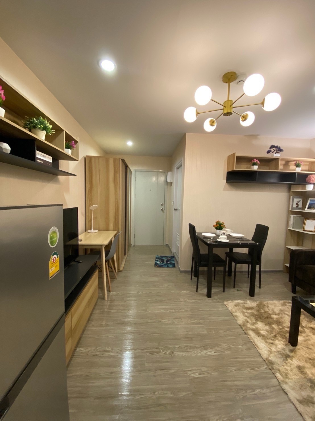 (Agent Post) ขายถูก คอนโดรีช พหลโยธิน 52 ห้องสวย วิวโล่ง